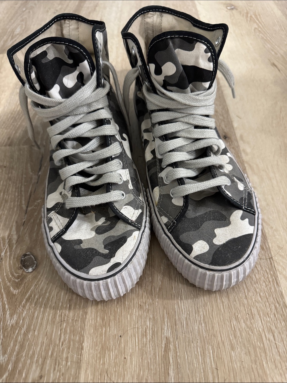 Men’s PF Flyers High-Top Camo Sneakers in Black & Gray in Size 13